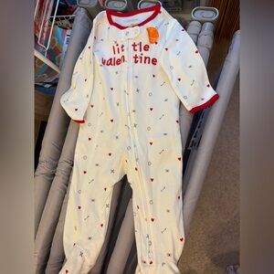 Carters little valentine footie pajamas nwot size 9 months